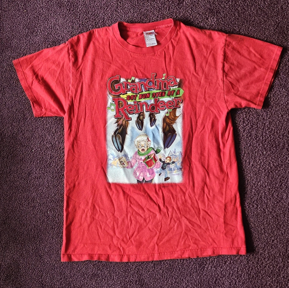 2005 'Grandma Got Run Over By A Reindeer' Tee